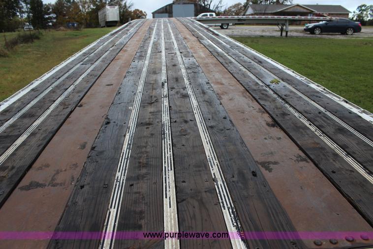 image for item J4251 1995 Reinke flatbed trailer
