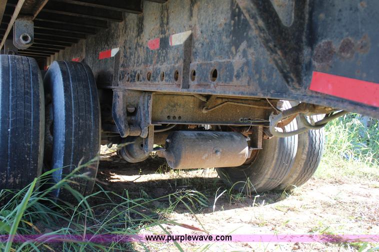 image for item J4265 1999 Dorsey DGTS-48 flatbed trailer