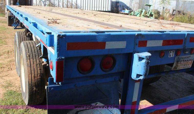 image for item J4266 1988 Fontain FTW-3-8048SLWSP flatbed trailer