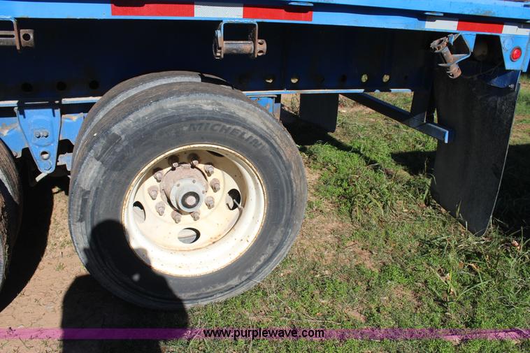 image for item J4266 1988 Fontain FTW-3-8048SLWSP flatbed trailer