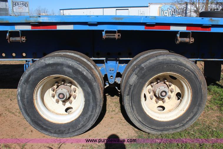image for item J4266 1988 Fontain FTW-3-8048SLWSP flatbed trailer