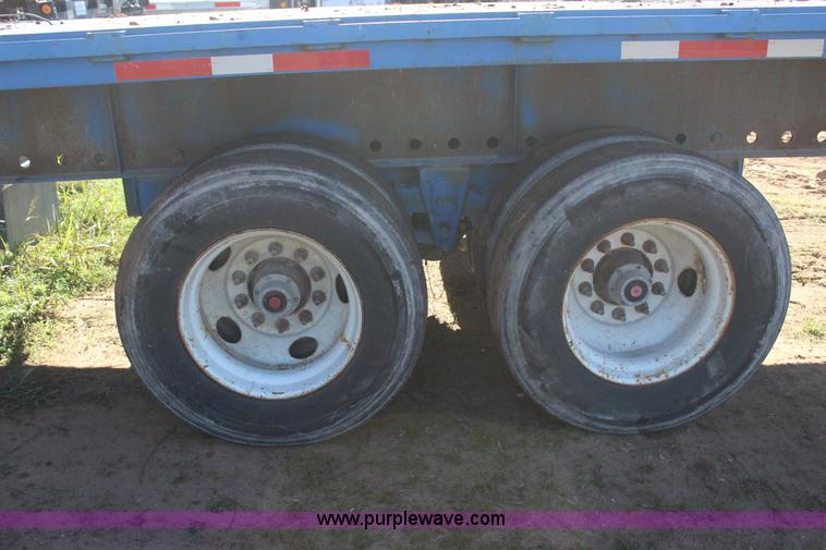 image for item J4266 1988 Fontain FTW-3-8048SLWSP flatbed trailer
