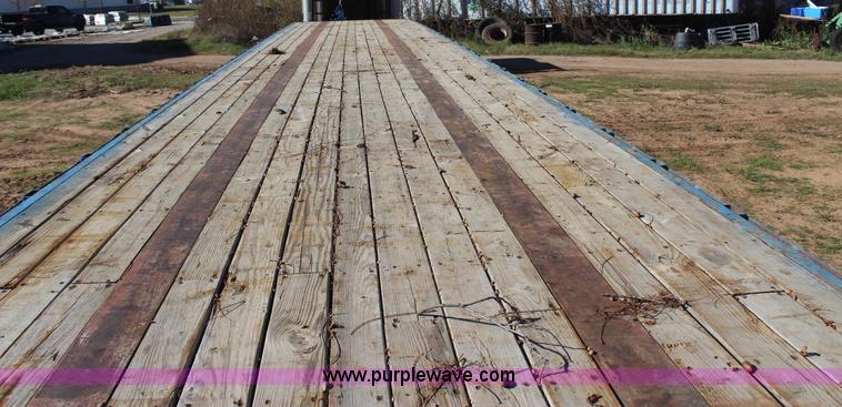 image for item J4266 1988 Fontain FTW-3-8048SLWSP flatbed trailer