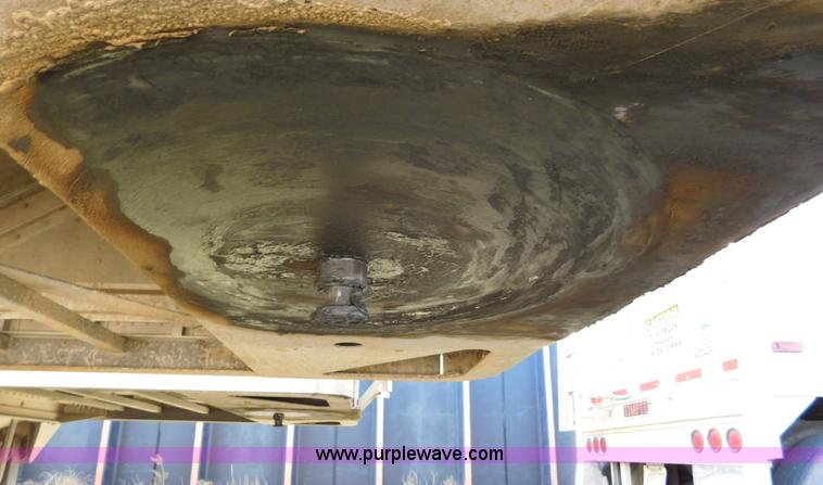 image for item J6839 2009 Timpte Super Hopper grain trailer