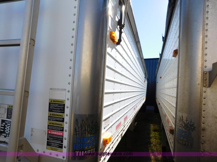 image for item J6839 2009 Timpte Super Hopper grain trailer