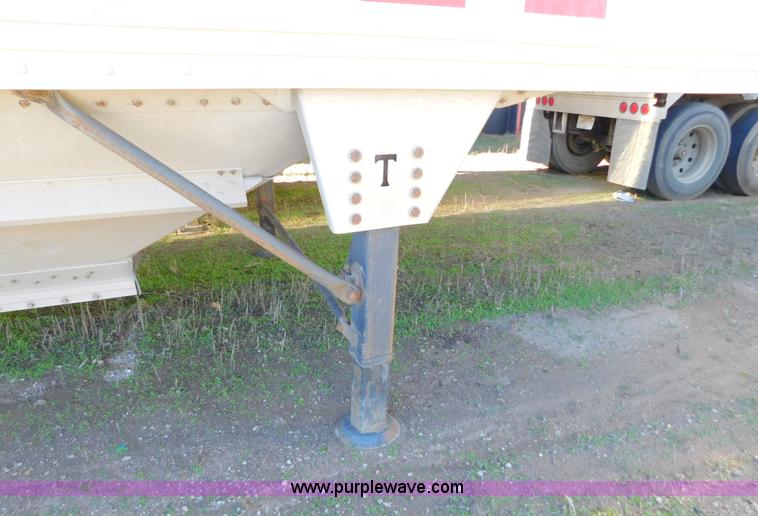 image for item J6839 2009 Timpte Super Hopper grain trailer