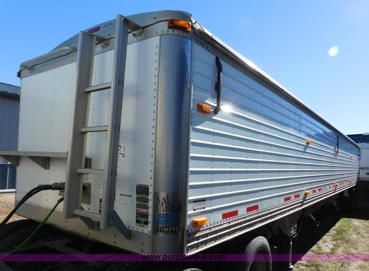 image for item J6840 2009 Timpte Super Hopper double hopper grain trailer