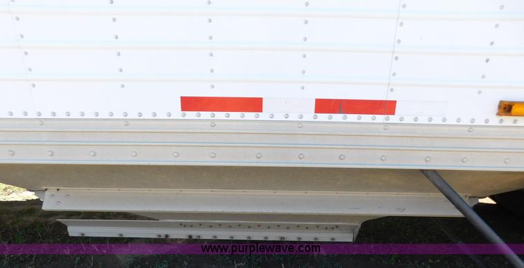 image for item J6840 2009 Timpte Super Hopper double hopper grain trailer