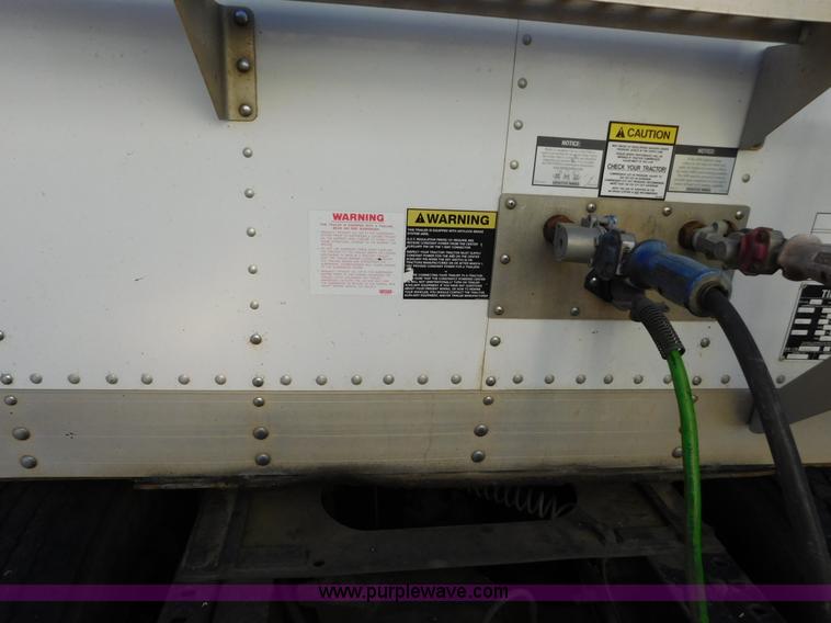 image for item J6840 2009 Timpte Super Hopper double hopper grain trailer