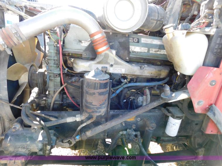 image for item J6841 1997 Kenworth T800 semi truck