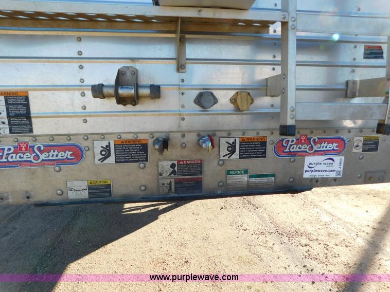 image for item J6843 2010 Wilson DWH-550 double hopper grain trailer