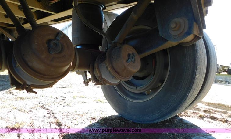 image for item J6843 2010 Wilson DWH-550 double hopper grain trailer