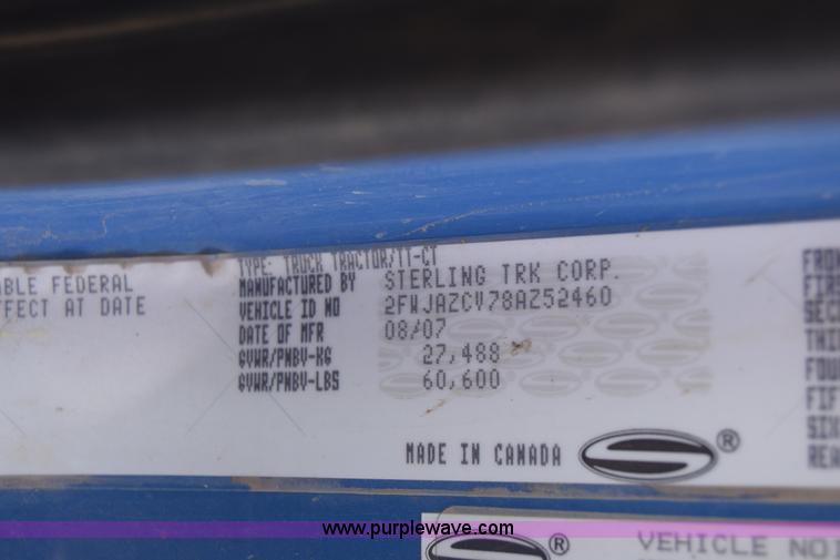 image for item J7007 2008 Sterling L9500 semi truck