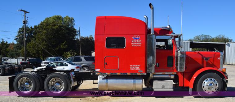 image for item K4917 2007 Peterbilt 379 semi truck