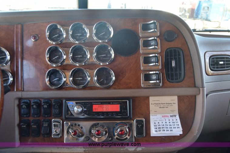 image for item K4917 2007 Peterbilt 379 semi truck