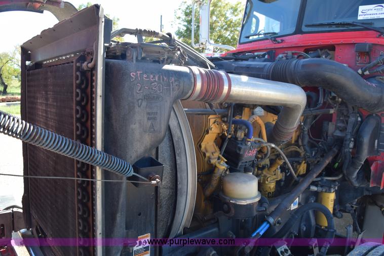 image for item K4917 2007 Peterbilt 379 semi truck