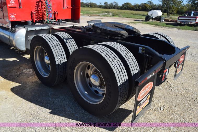image for item K4917 2007 Peterbilt 379 semi truck