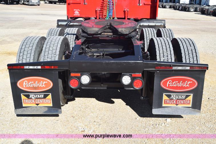 image for item K4917 2007 Peterbilt 379 semi truck