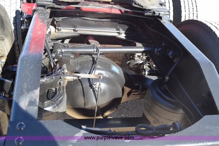 image for item K4917 2007 Peterbilt 379 semi truck