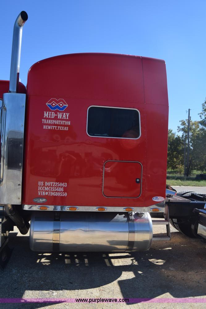 image for item K4917 2007 Peterbilt 379 semi truck