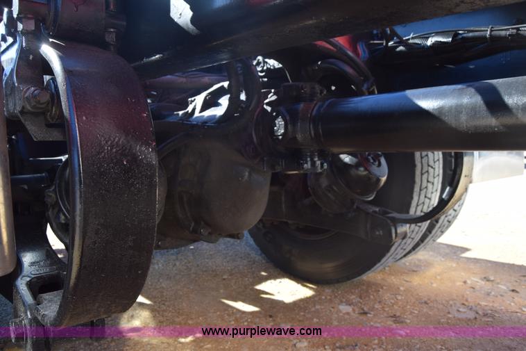 image for item K4917 2007 Peterbilt 379 semi truck