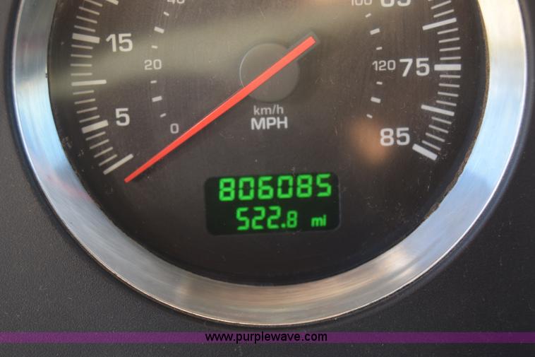 image for item K4918 2006 Kenworth W900 semi truck