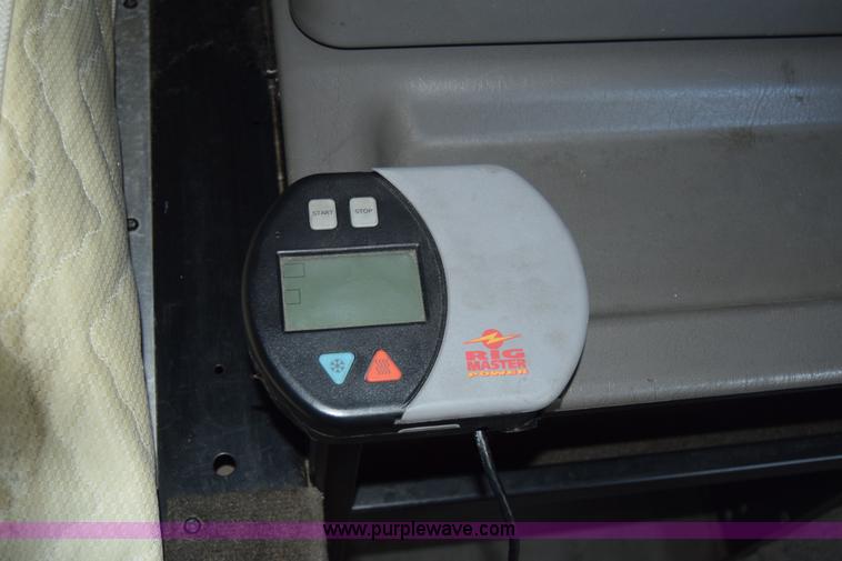 image for item K4918 2006 Kenworth W900 semi truck