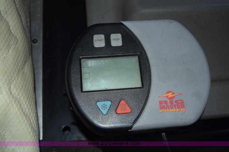 image for item K4918 2006 Kenworth W900 semi truck