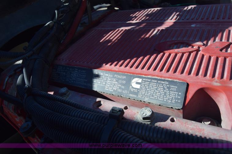 image for item K4918 2006 Kenworth W900 semi truck