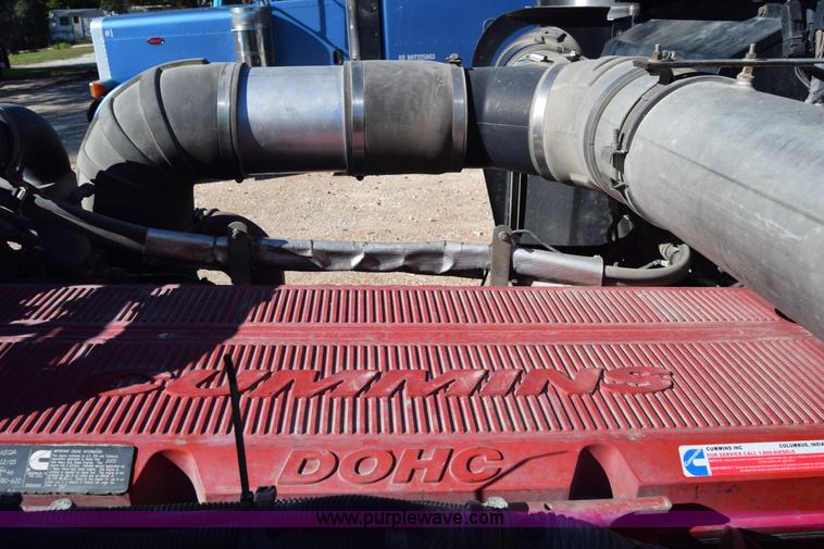 image for item K4918 2006 Kenworth W900 semi truck