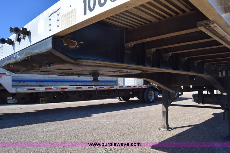 image for item K4919 2003 Transcraft Eagle II flatbed trailer