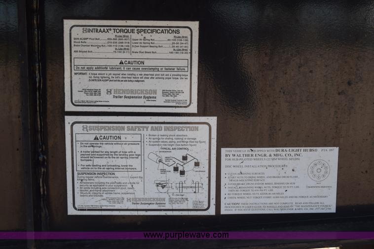 image for item K4919 2003 Transcraft Eagle II flatbed trailer