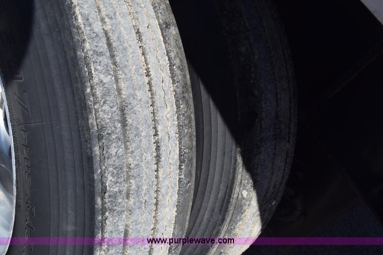 image for item K4919 2003 Transcraft Eagle II flatbed trailer