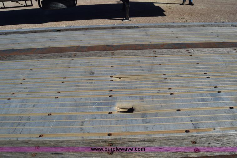 image for item K4920 2003 Transcraft DTL-2100 drop deck trailer