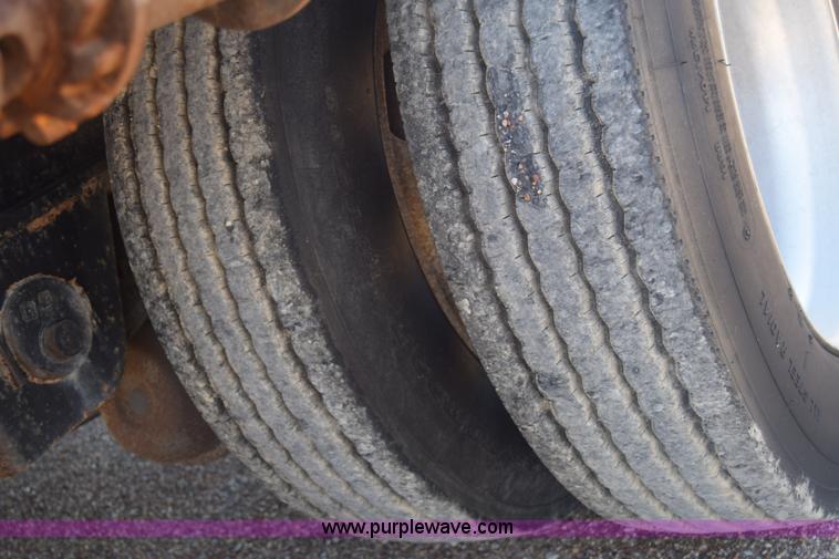 image for item K4920 2003 Transcraft DTL-2100 drop deck trailer