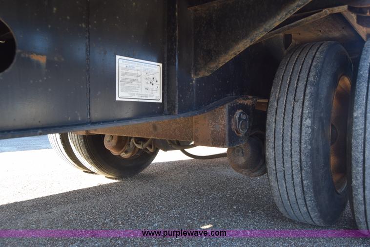 image for item K4920 2003 Transcraft DTL-2100 drop deck trailer