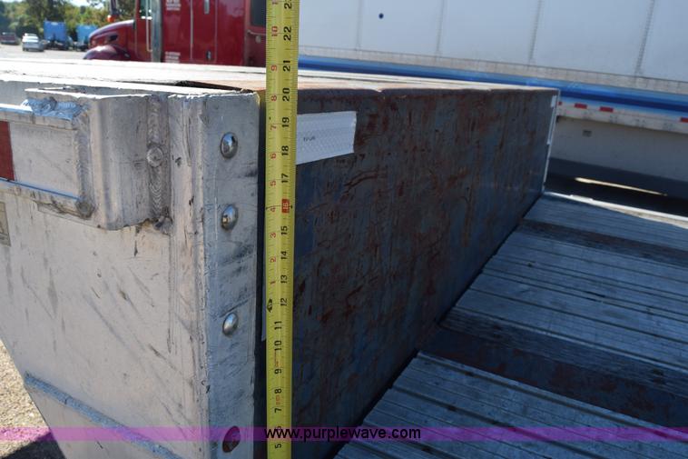 image for item K4920 2003 Transcraft DTL-2100 drop deck trailer