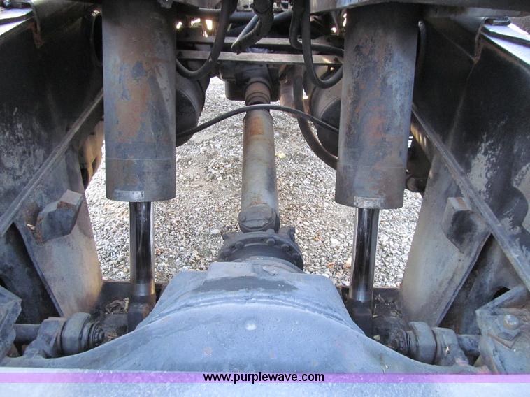 image for item L1830 1989 Ottawa 50 yard spotter truck