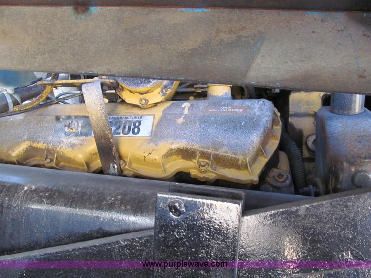 image for item L1830 1989 Ottawa 50 yard spotter truck