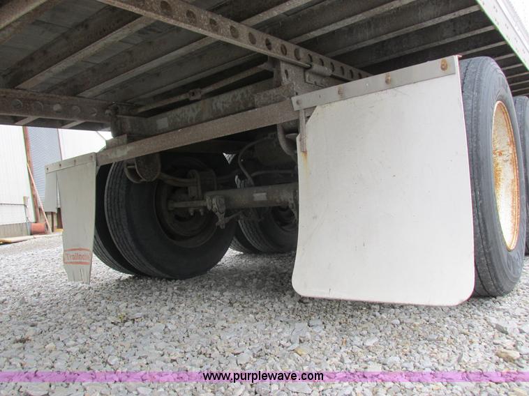 image for item L4127 1995 Trailmobile G1JA-1UAL dry van trailer