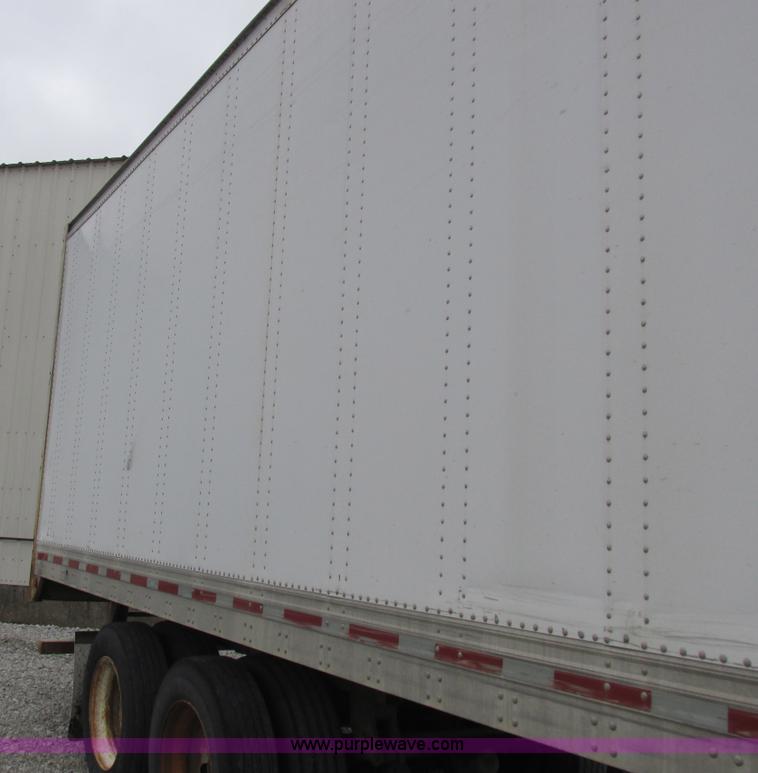 image for item L4127 1995 Trailmobile G1JA-1UAL dry van trailer
