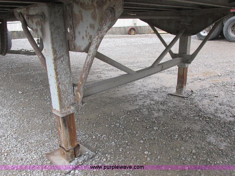 image for item L4127 1995 Trailmobile G1JA-1UAL dry van trailer