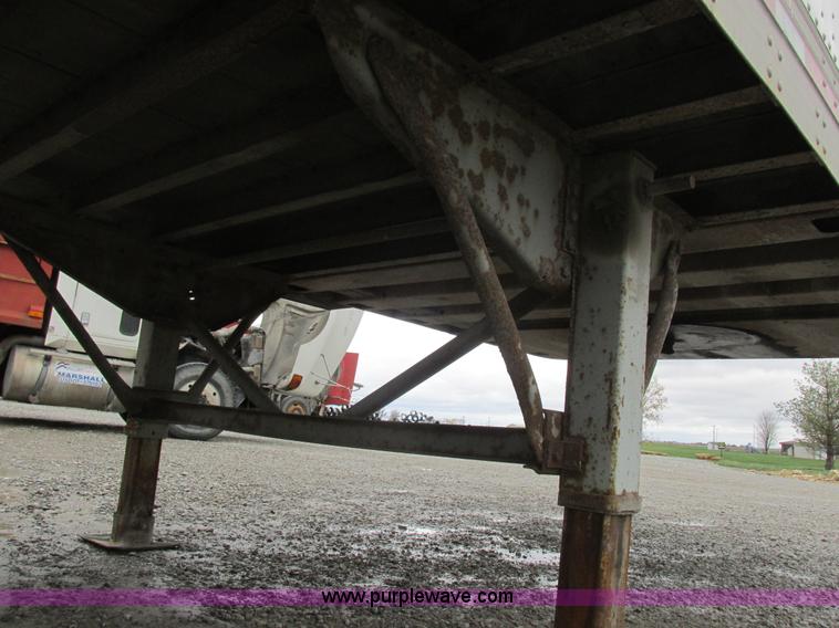 image for item L4127 1995 Trailmobile G1JA-1UAL dry van trailer