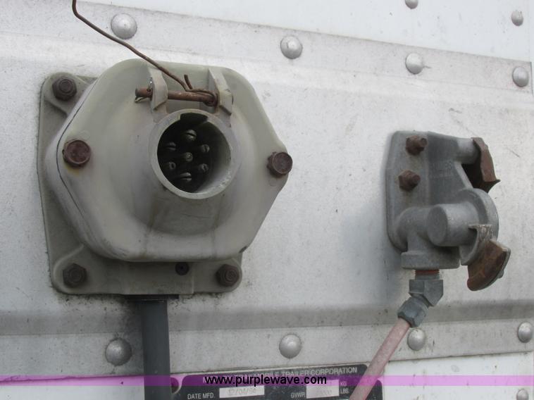 image for item L4127 1995 Trailmobile G1JA-1UAL dry van trailer