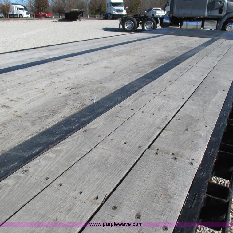 image for item L5325 1996 Doonan drop deck trailer