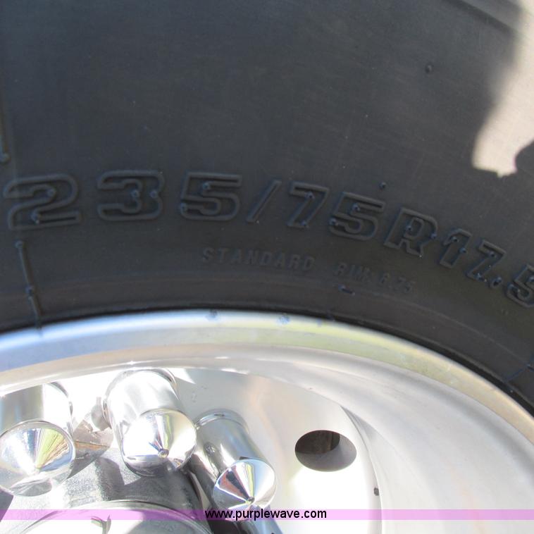 image for item L5325 1996 Doonan drop deck trailer