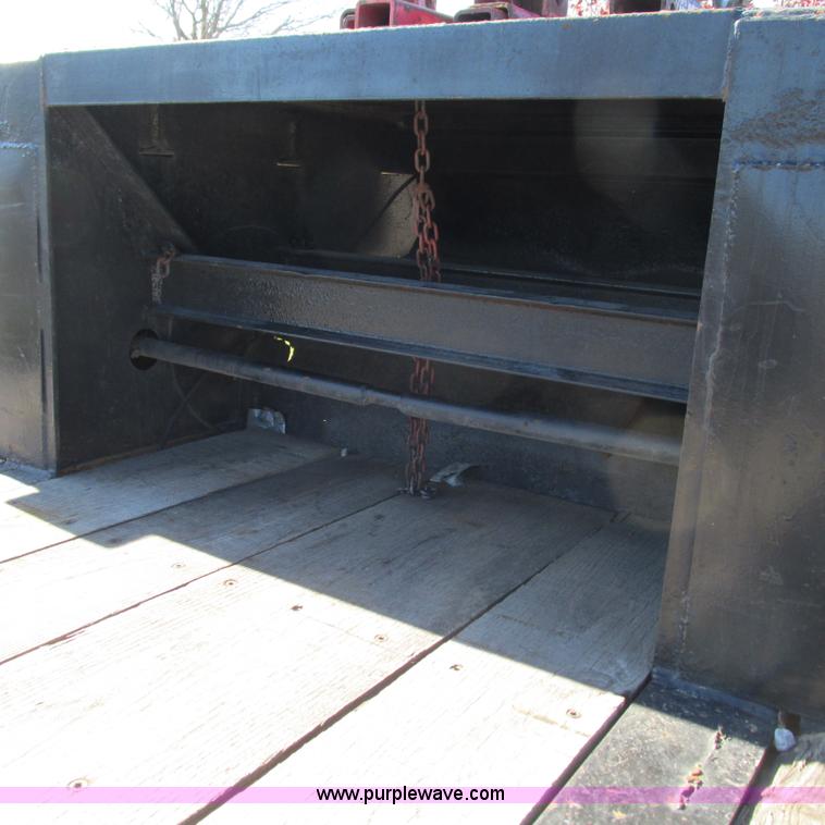 image for item L5325 1996 Doonan drop deck trailer