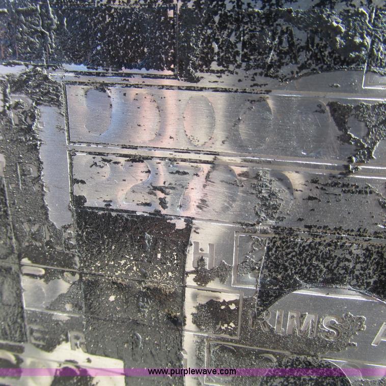 image for item L5325 1996 Doonan drop deck trailer