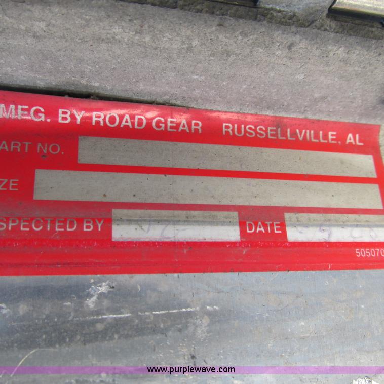 image for item L5326 2009 Peterbilt 387 semi truck