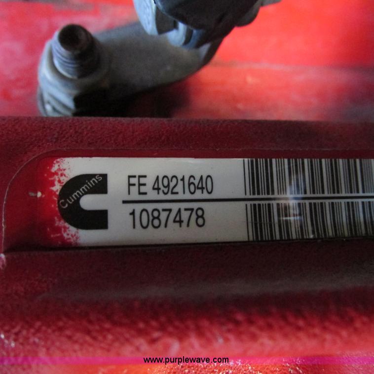 image for item L5326 2009 Peterbilt 387 semi truck